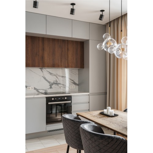 Bucătărie Blum modern la comandă (EGGER + MDF VOPSIT)