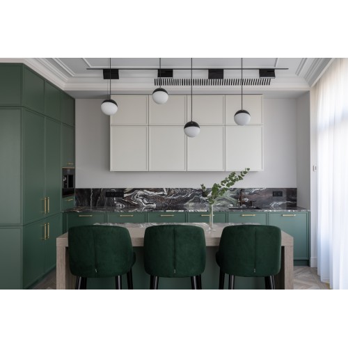 Bucătărie Verde LUX neoclasică la comandă.